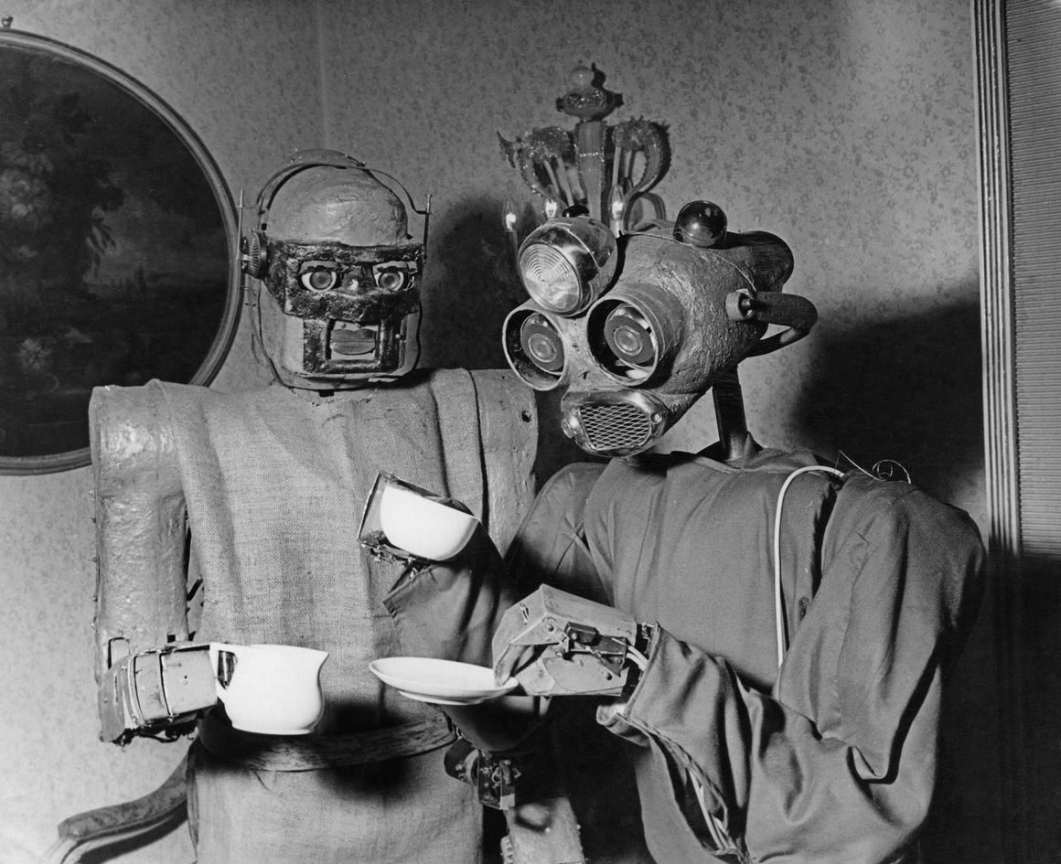 gettyimages-157020500-scaled-1 Robots’ Coffee Break