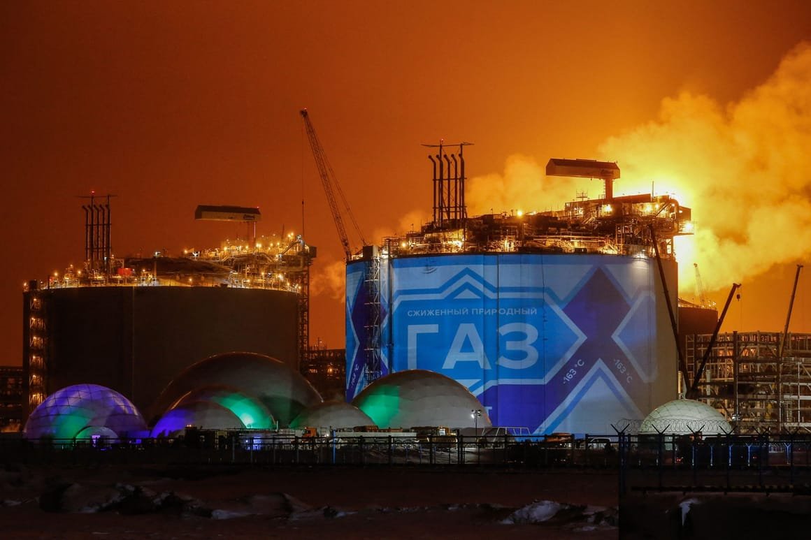 RUSSIA-FRANCE-CHINA-ENERGY-GAS-ARCTIC