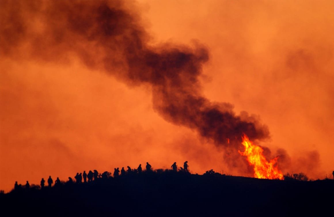 gettyimages-1541978-scaled-1 Fire Threatens 200 Homes in California