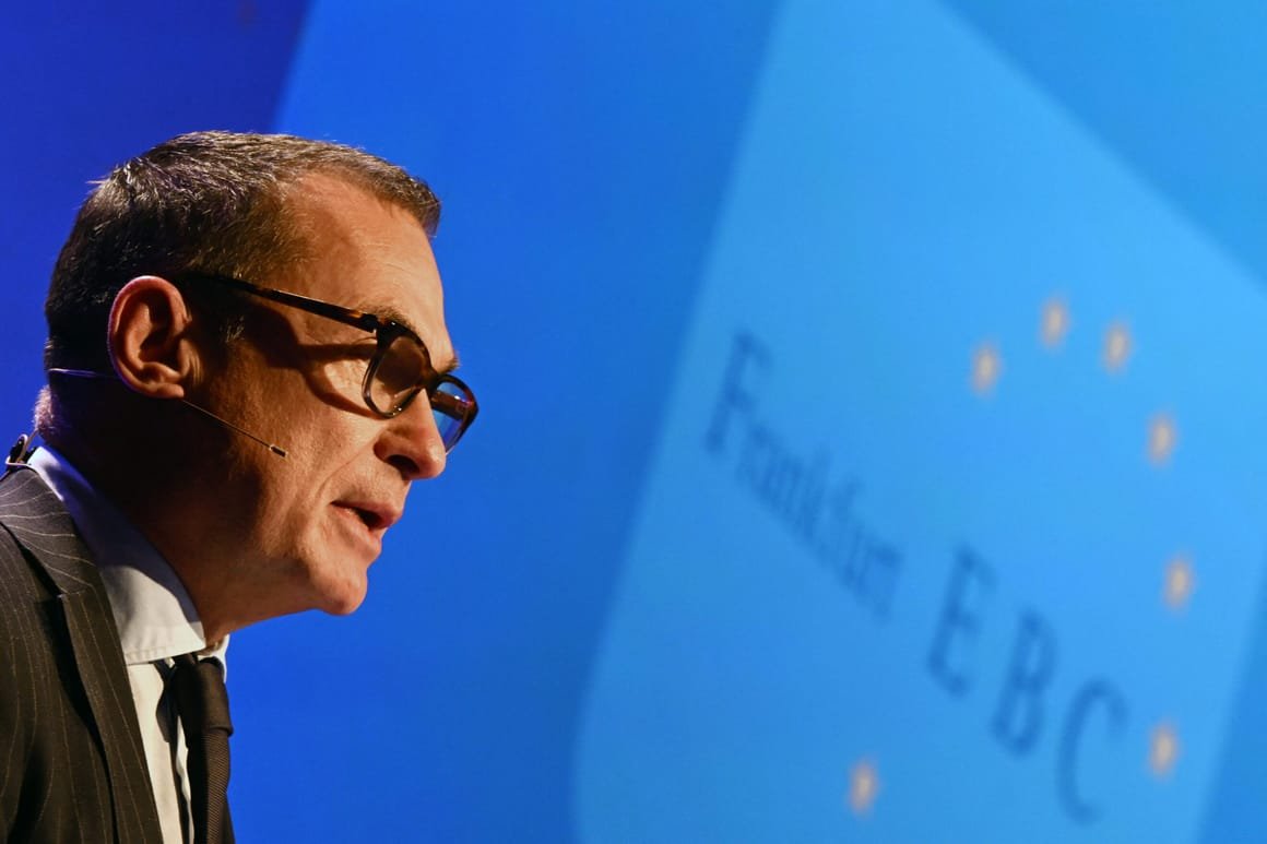 GERMANY-POLITICS-GOVERNMENT-FINANCE-BANKING