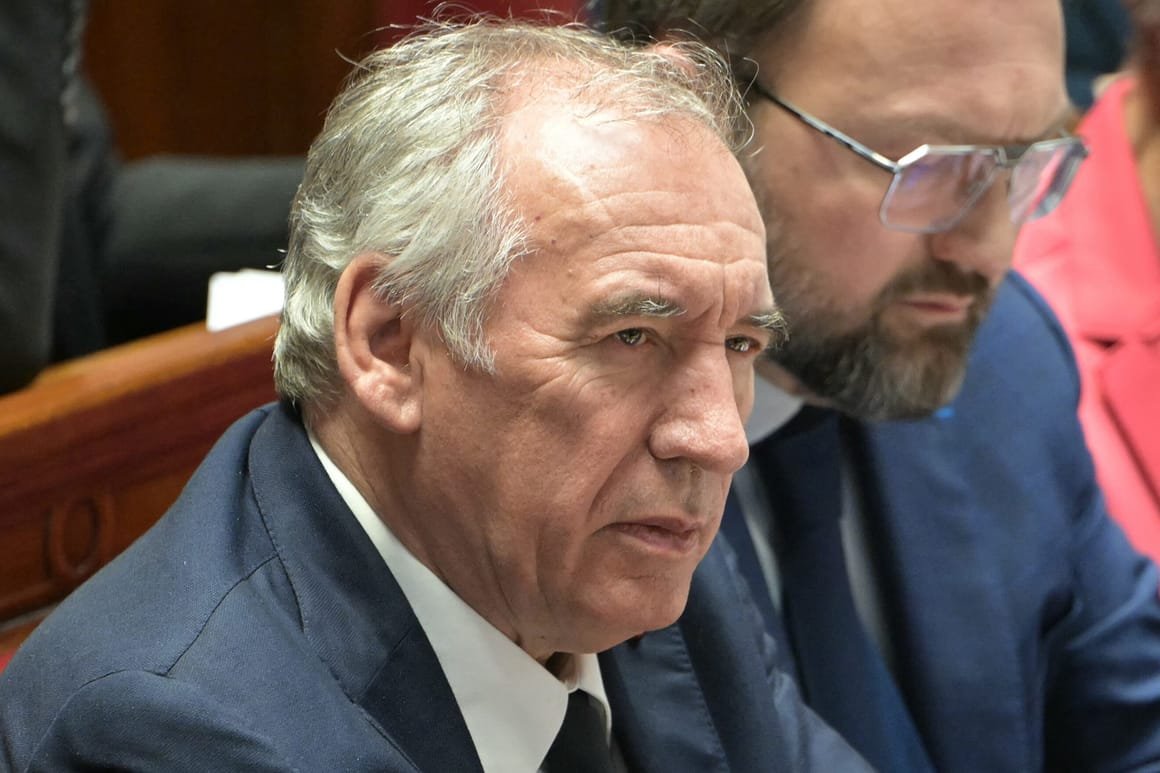 TOPSHOT-FRANCE-POLITICS-GOVERNMENT-ASSEMBLY