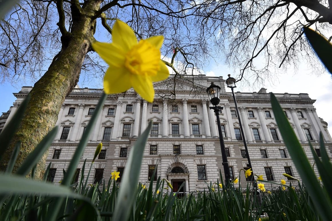 BRITAIN-POLITICS-ECONOMY-BUDGET-BUDGETS