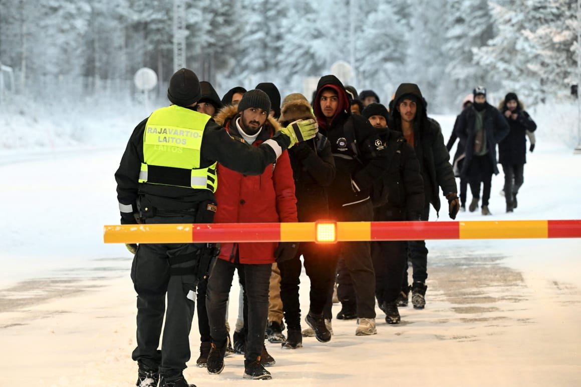 gettyimages-1797519184-scaled-1 FINLAND-RUSSIA-MIGRANTS