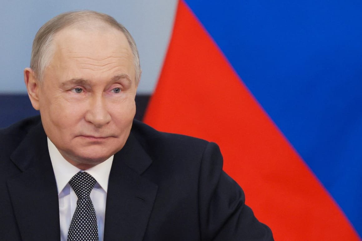 RUSSIA-POLITICS-ARMY-NAVY