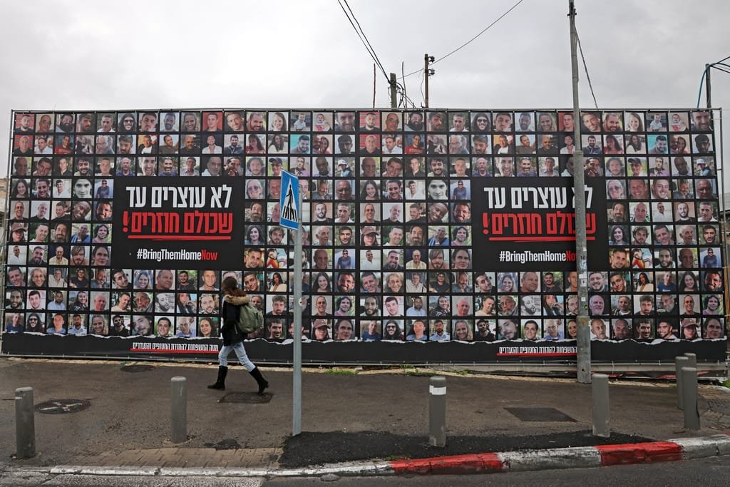 4 more Israeli hostages freed in cease-fire swap with Hamas