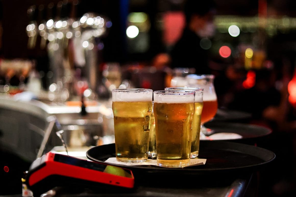 BELGIUM-HEALTH-VIRUS-BAR