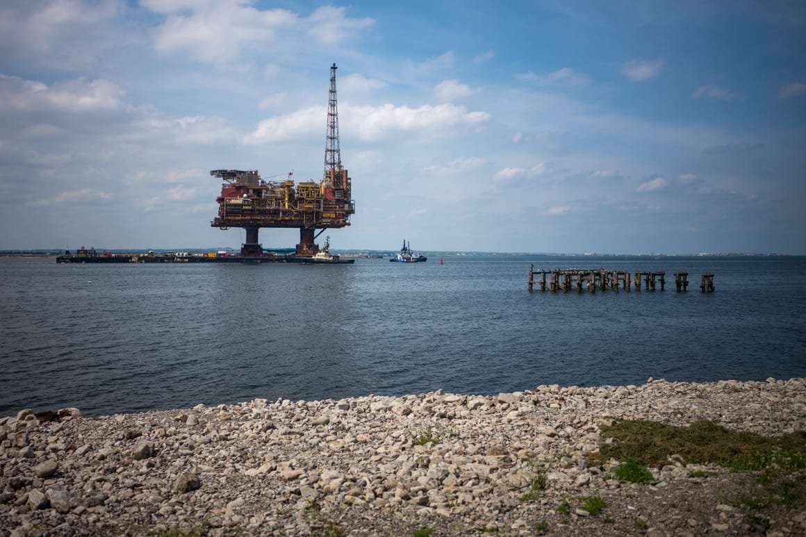Largest Oil Rig From The Brent Field Arrives On Teesside For Dismantling