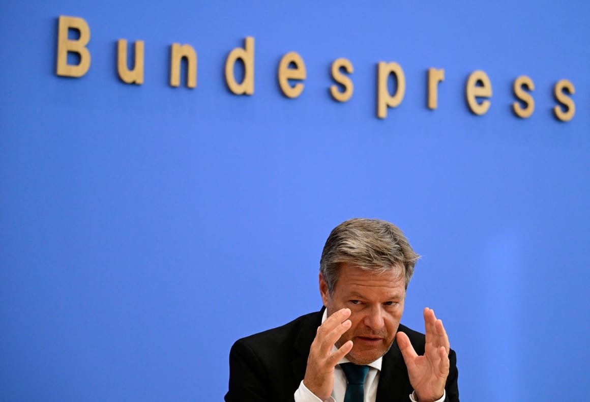 GERMANY-POLITICS-ECONOMY-RECESSION
