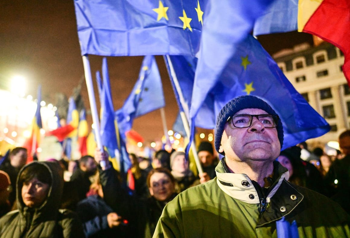 ROMANIA-POLITICS-ELECTION-DEMO