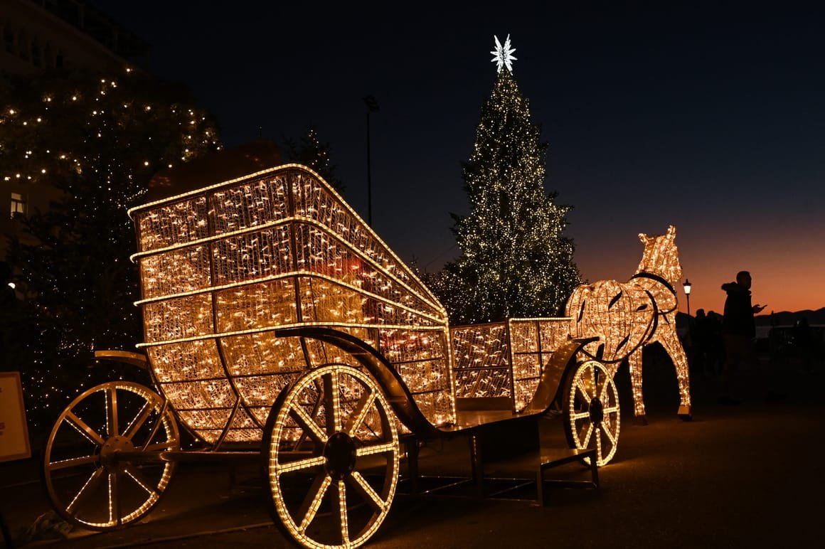 GREECE-TOURISM-CHRISTMAS
