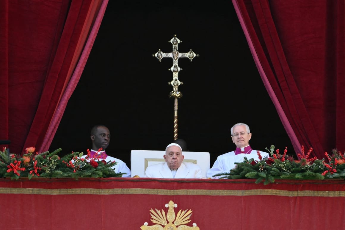 VATICAN-RELIGION-URBI-ORBI-CHRISTMAS