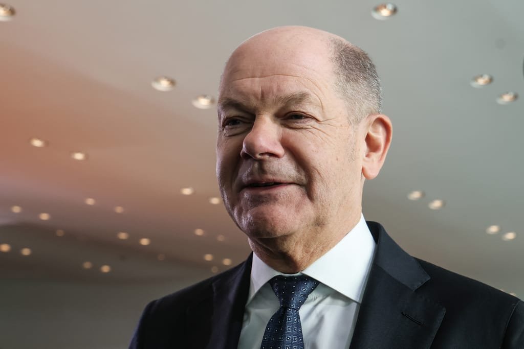 Germany’s Scholz: It’s ‘inappropriate’ to discuss sending peacekeeping troops to Ukraine