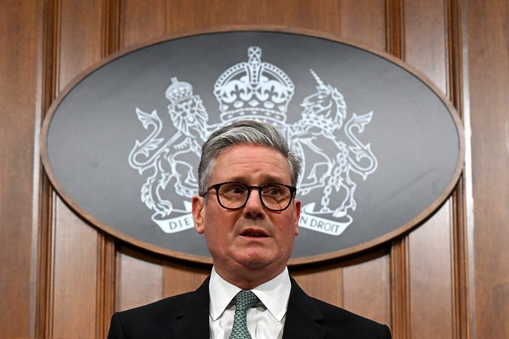 Inside Starmer’s plan to woo Trump with a defense spending surprise