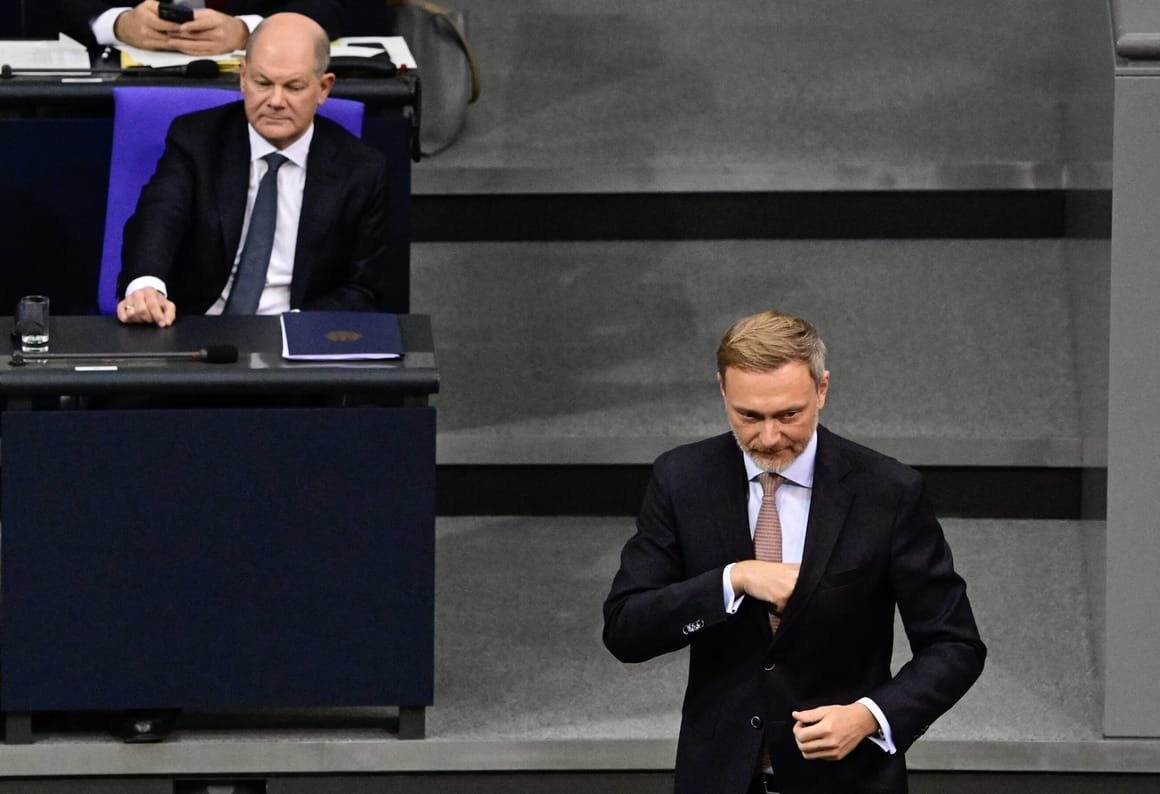 GERMANY-POLITICS-CONFIDENCE-VOTE-PARLIAMENT-GOVERNMENT