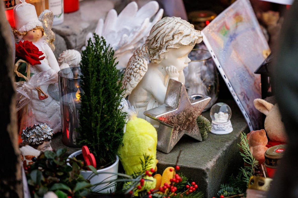 GERMANY-POLITICS-CHRISTMAS-ATTACK