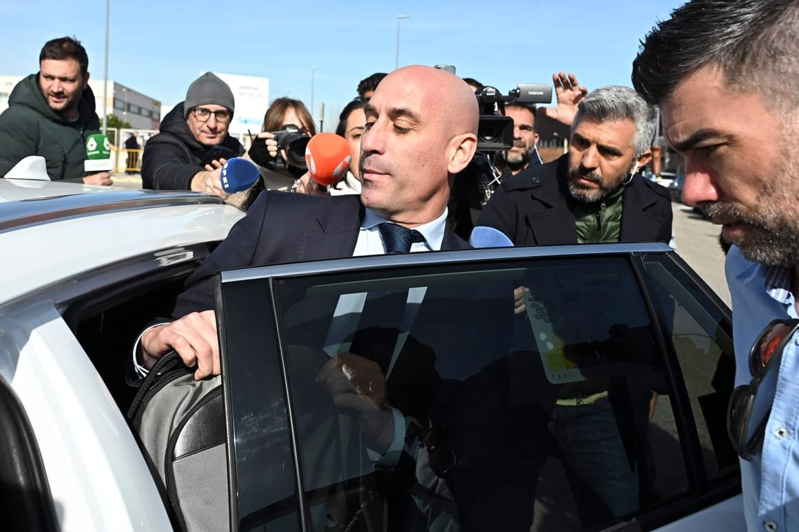 Trial against Luis Rubiales continues in Madrid