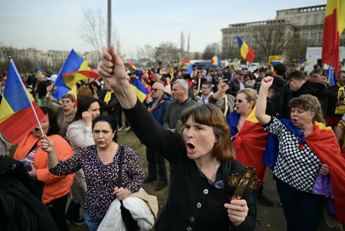 ROMANIA-POLITICS-ELECTION