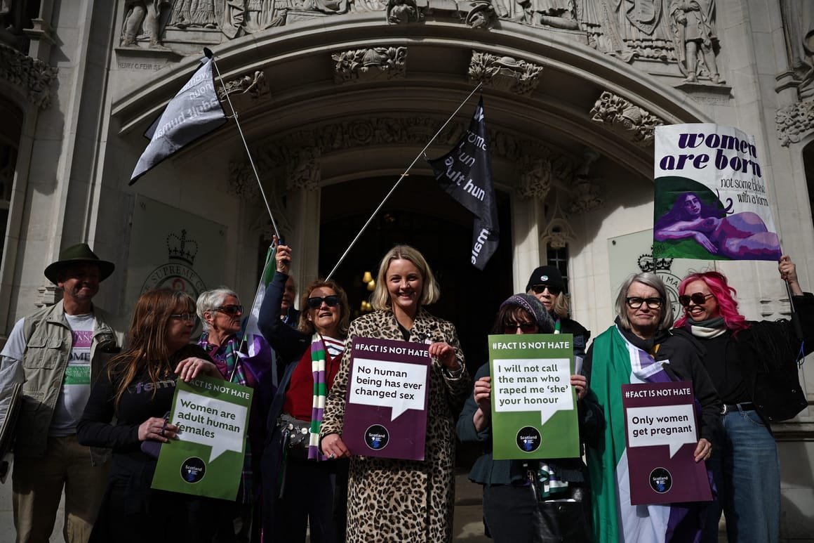 BRITAIN-SCOTLAND-WOMEN-GENDER-COURT-DISCRIMINATION